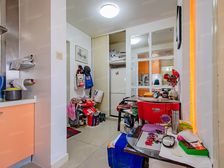 正看苏州河人民广场+地铁口+精致一室户+闹中取静!