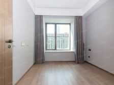 户型正气装修简洁格局工整拎包入住新天地实用四房