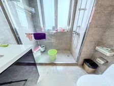 黄浦滨江地段,婚房装修,户型正气,央座五年出一套