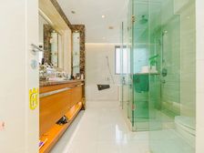 翠湖三期前排大平层,大横厅设计视野佳,产权干净诚售