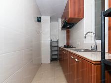 《次新小区》位置安静,全明户型,看房随时