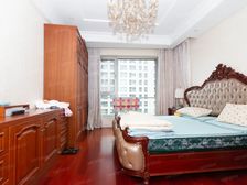 融创滨江壹号院边套全明户型诚意出售