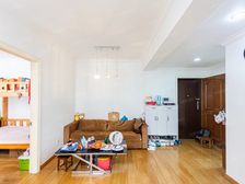 高区两房,采光好,视野好,诚意出售。