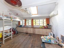 田子坊整栋新里,开间4.6米层高4米,品相好品质上乘