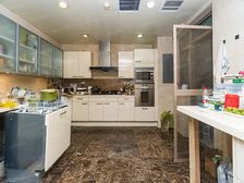 小区临湖位置,少有的下叠别墅,得房率高,视野开阔