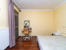 小区临湖位置,少有的下叠别墅,得房率高,视野开阔