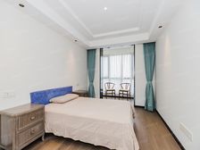 永业公寓4室2厅南北