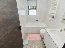 永业公寓4室2厅南北