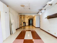 低于同户型成交100W+,6轨交,房型正采光好,看房方便