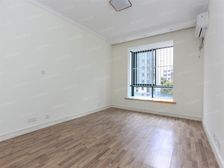 层高3米+小区二期央位+精装带地暖+业主诚意+价格可谈