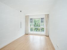 淮海路上3梯1户,刷卡到户,带保姆间双厨房