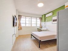 复式高区电梯河景房满五W,一,房东诚售