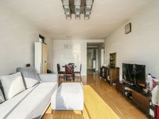 13.14号线武宁路站全南电梯两房前方无遮挡