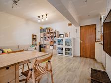 满五年唯yi,楼层采光好,阳光充足视野开阔,诚意出售