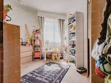 满五年唯yi,楼层采光好,阳光充足视野开阔,诚意出售