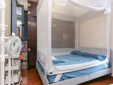 新上安静位置带露台一房,使用面积大,还有车位!