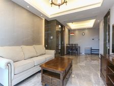 全南户型,开发商浅色系精装,拎包入住,高区视野开阔