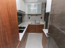 全南户型,开发商浅色系精装,拎包入住,高区视野开阔