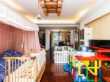 内环内苏州河畔,小区楼中王高区,户型和阳光都很棒