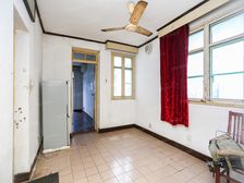 中间楼层,全明两房,位置安静,总价低,业主诚意出售