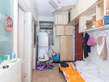 低总价,朝北全明户型一室户,满五年,业主名下一套。