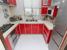 内环内精装修电梯二房采光,房东诚心卖,价格可以谈。