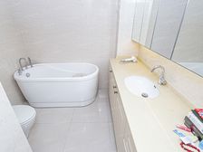 满五年税费低,高区视野可看江景采光好,南北通户型