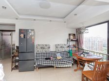 电梯中区纯边套,出国急售,价格可谈,三房少有户型