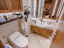 静安区内环内次新小区南北通小两房高区视野景观棒