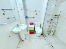 陆家浜路地铁口8、9号线,高品质小区、小区绿化高