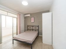 咫尺地铁,三间朝南,电梯房,自如装修,俯瞰碧云。