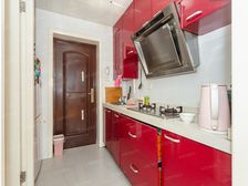 新出好房,位置佳。户型好,诚意出售