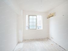 91年电梯房,2梯10户,中区西南边套,阳光无任何遮挡