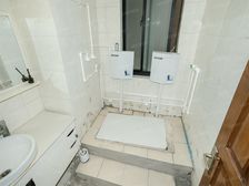 陆家浜路地铁口大3房,全明户型,单价低,改动性大