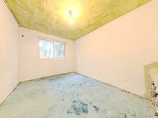 江南园林小区小高层推窗见绿闹中取静价格可议!