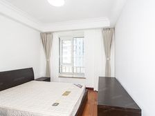 地铁口+南北通全明3房+满五年+新天地旁+商场围绕