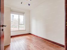 丽都三期四开间朝南,厅南北通,户型正气,有产权车位