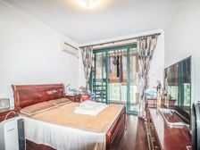 2005年商品房 小区花园位置 21号轨交在建中