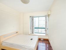 双轨道陆家浜路8/9号线2号出口20米双南景观双阳台