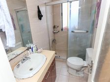 前排小高层南北三房,采光视野好,位置安静,诚意出售