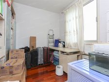 前排小高层南北三房,采光视野好,位置安静,诚意出售