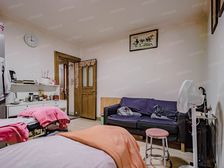 北京西路新式里弄小户型诚意出售