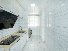 电梯四房,全明双卫,满五税少,三世同堂