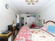 上外+大同,户型方正楼层好,配套齐全,出行方便。