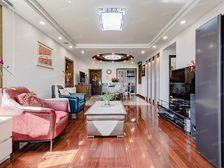 五年出一套,小区仅30套,朝东俯瞰百年上海滩