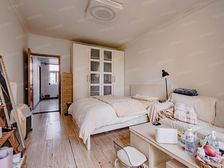 静安寺商圈,闹中取静,地段好,配套齐全,视野开阔。