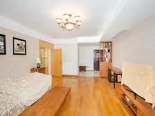 正对小区花园150米栋距四房朝南正气明亮