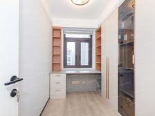 业主新装修拎包入住,诚意度高东边套高区采光通风俱佳