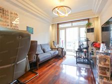 2000年商品房小区,房东诚意出售,内环低总价。