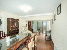 一楼复二楼带地下室带花园,别墅的居住体验